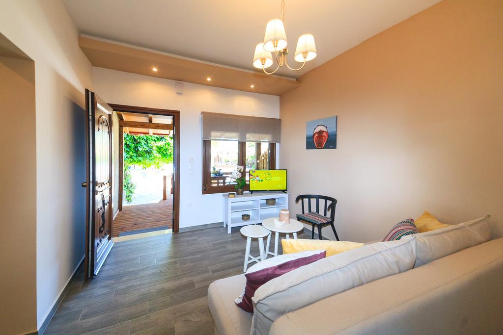 Kissos Apartments Vourvourou Eksteriør bilde